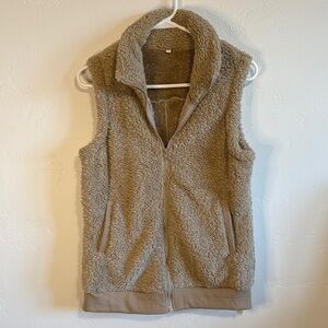 Women's Tan Sherpa Vest